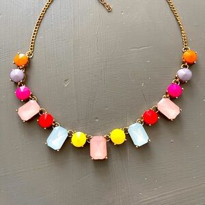 New colorful necklace chic